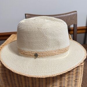Tommy Bahama Stylish Cream and Tan Straw Hat NWOT